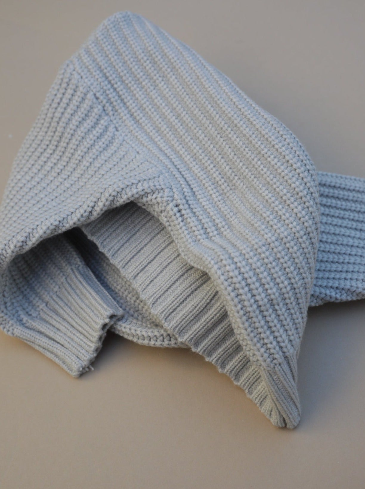 Knit Sweater / Grey