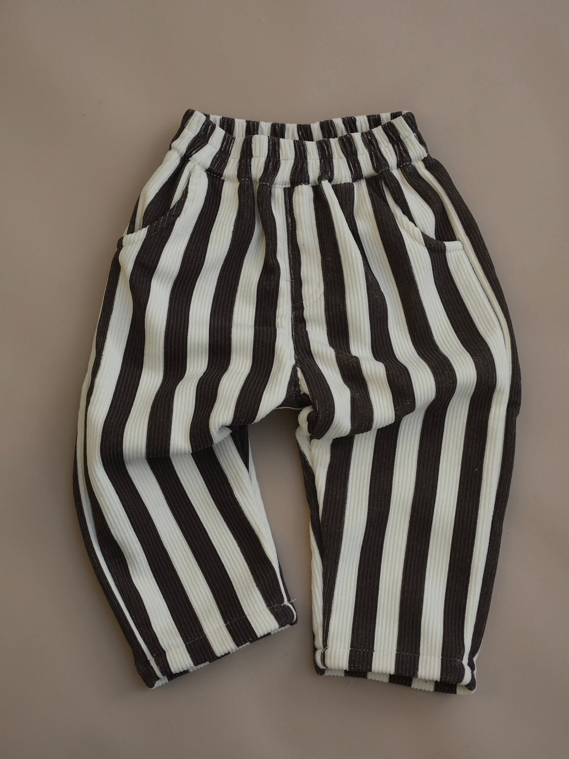 Striped Corduroy Pants / Brown