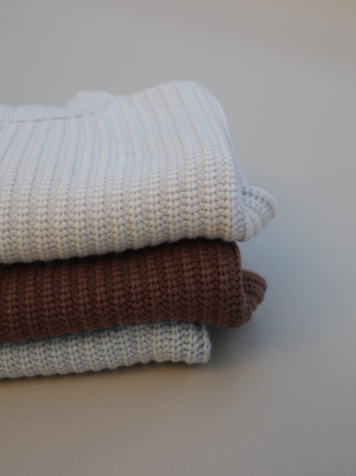 Knit Sweater / Grey