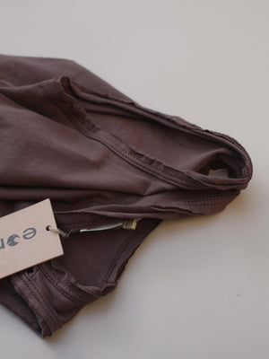 relaxed tee / choco
