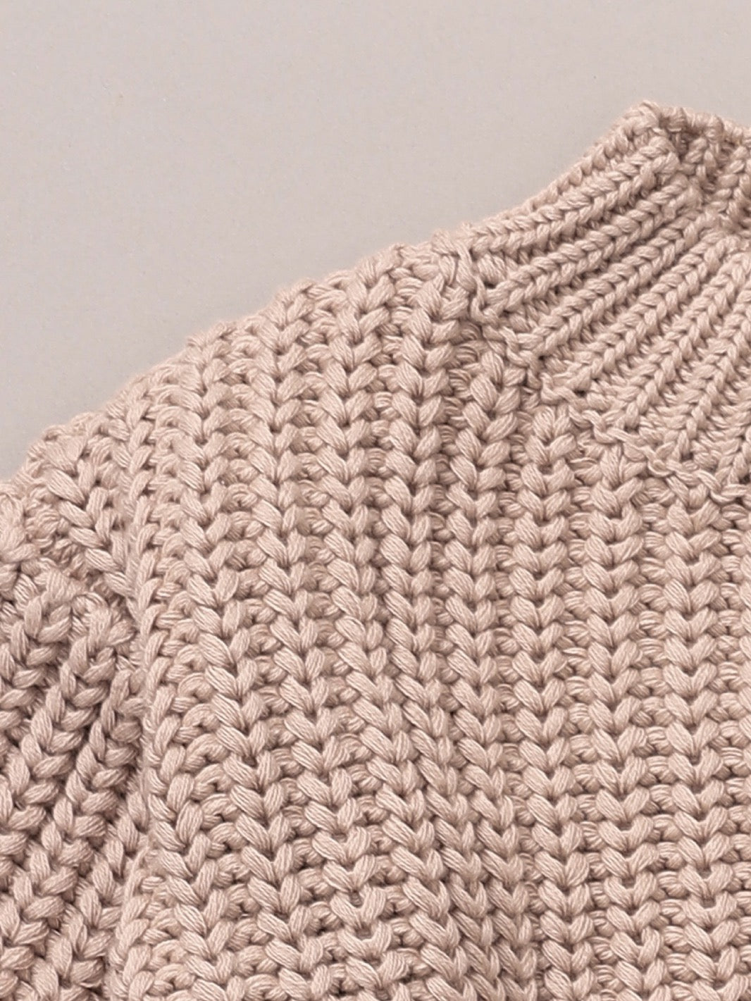 Chunky Knit Sweater / Cream