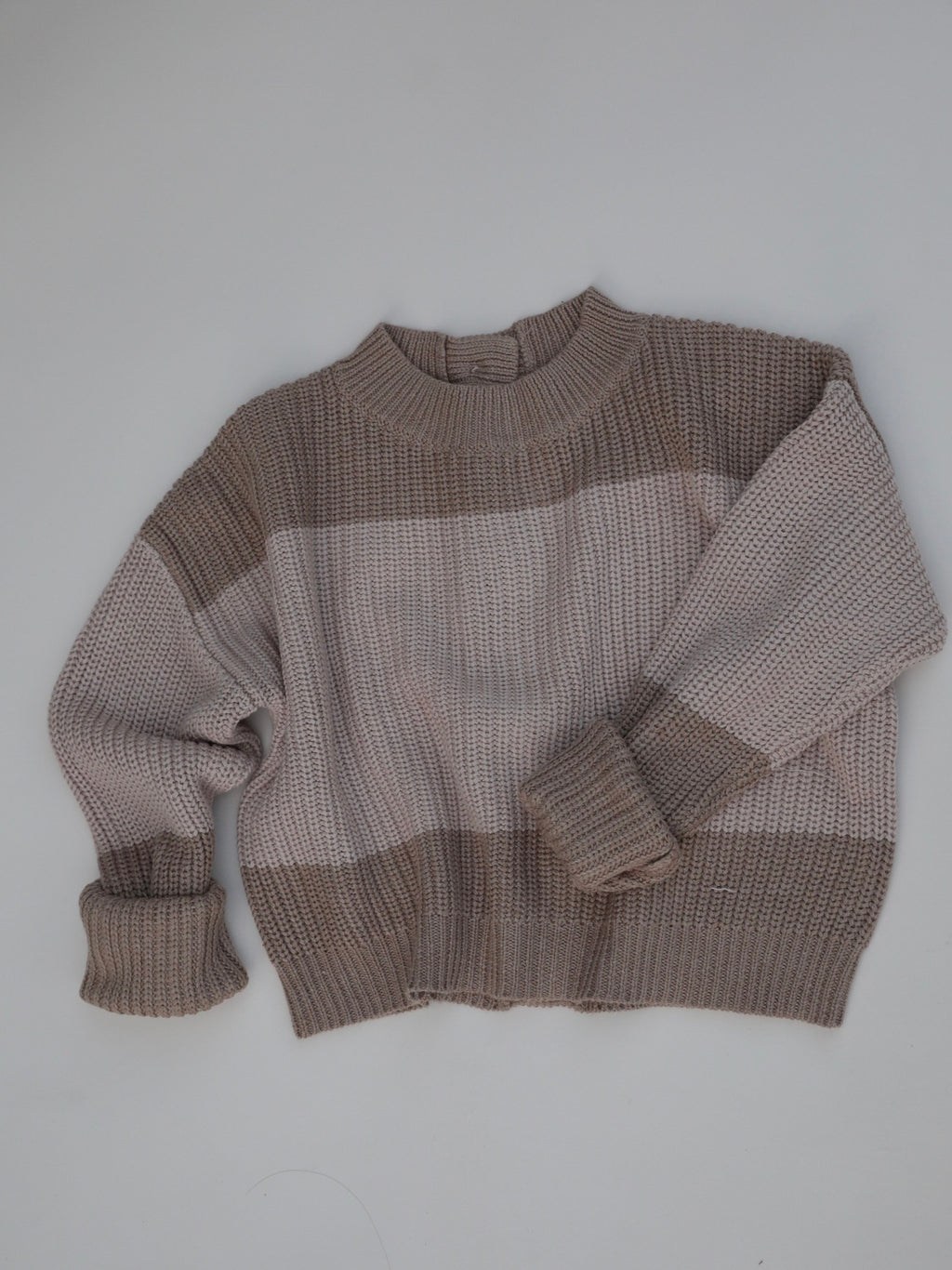 Buttoned Knit Cardigan / Latte